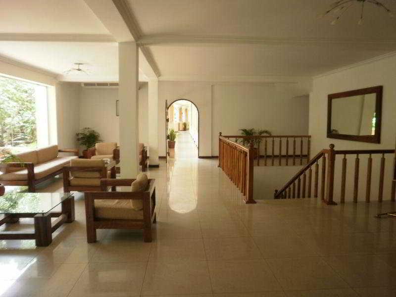 Peacock Beach Hotel Hambantota Dış mekan fotoğraf