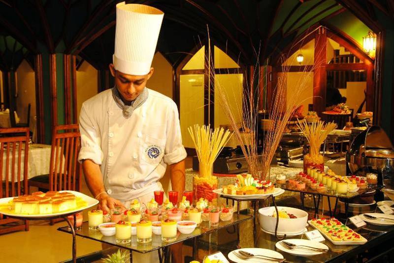 Peacock Beach Hotel Hambantota Dış mekan fotoğraf