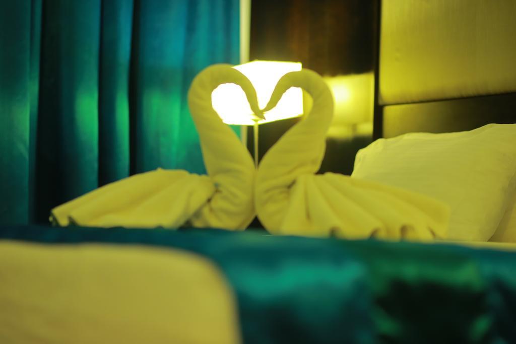 Peacock Beach Hotel Hambantota Dış mekan fotoğraf