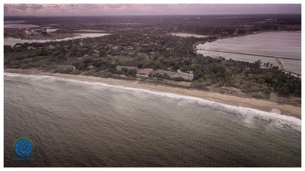 Peacock Beach Hotel Hambantota Dış mekan fotoğraf